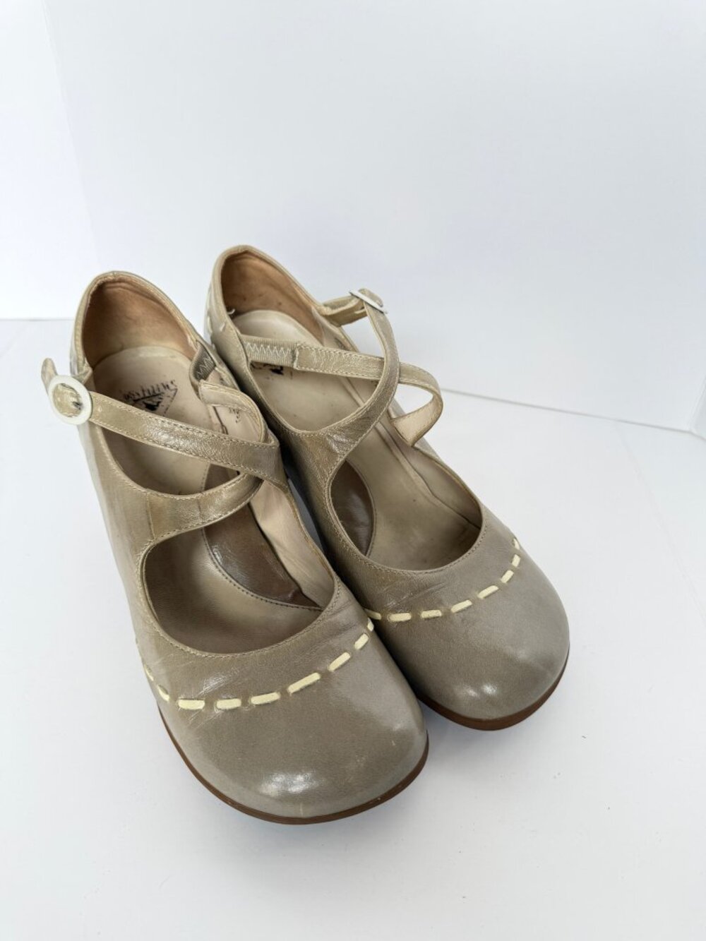 John Fluevog Operetta Viardot Grey Leather Block Heel Mary Jane Heels 10.5
